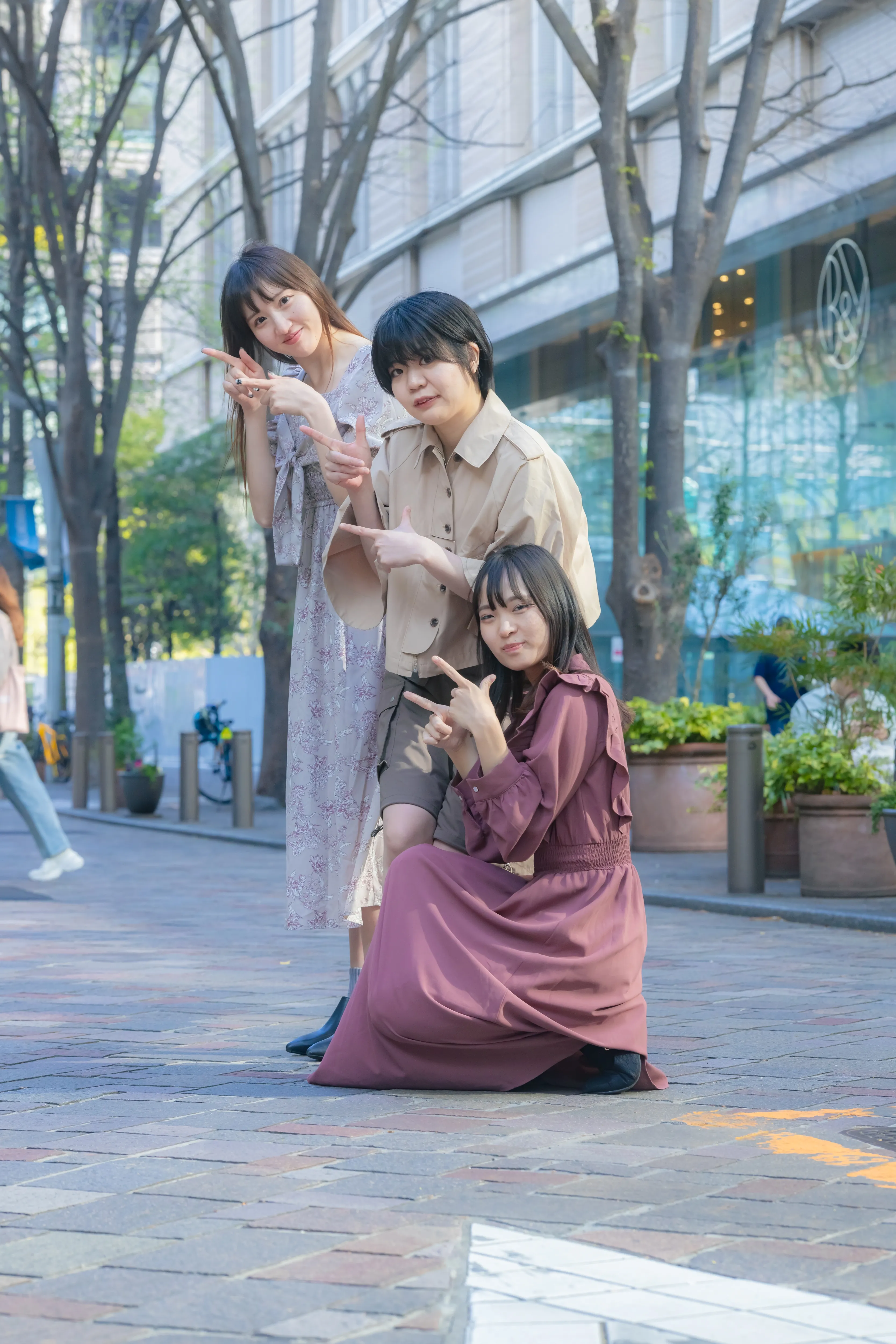 合同会社つながるチカテラスプロジェクト所属のアイドルNOT社会の歯車メンバー